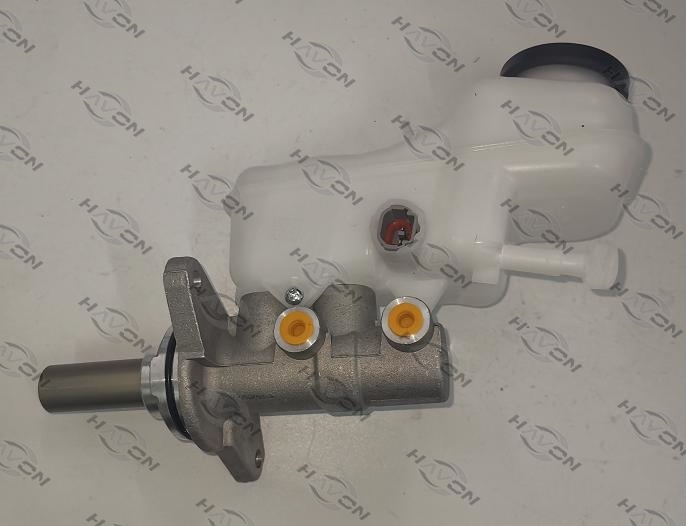 佳美柱塞泵左小孔，QX331;TOYOTA: 47201-02450;Brake Master Cylinder