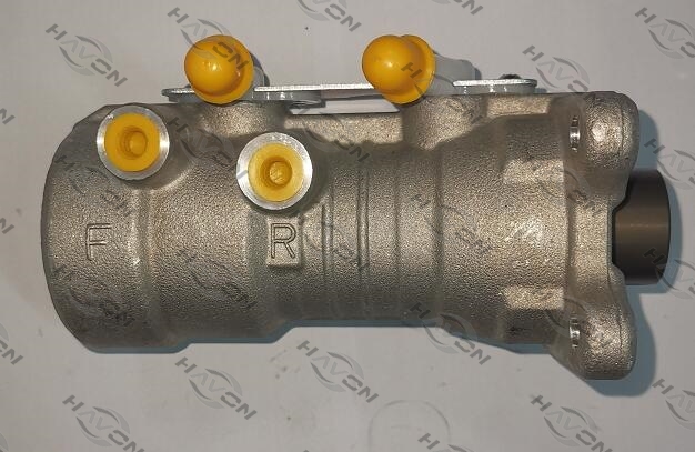 8-98032602-0;Brake Master Cylinder