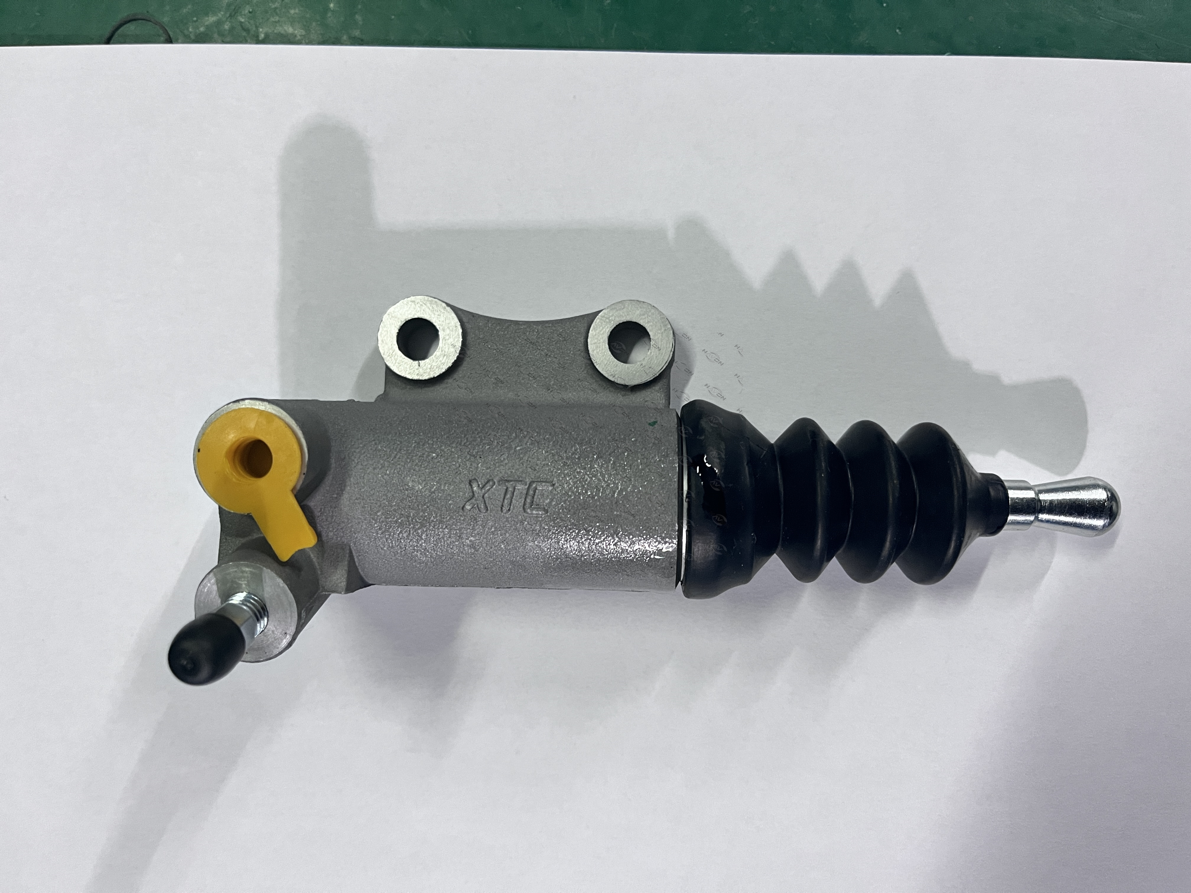 L0162040126A0;Clutch Slave Cylinder