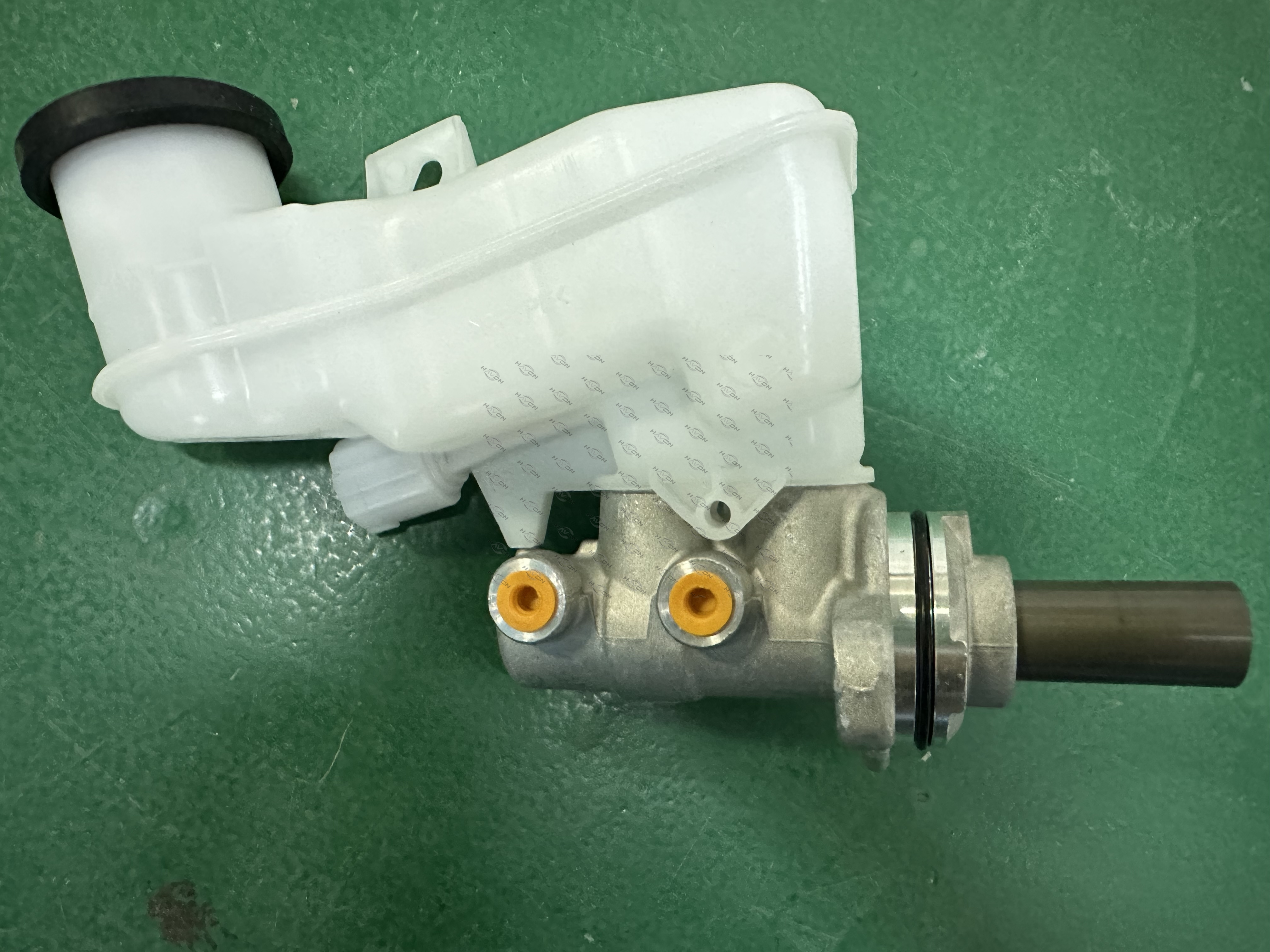 1NY-B245-QX720-M22;Brake Master Cylinder